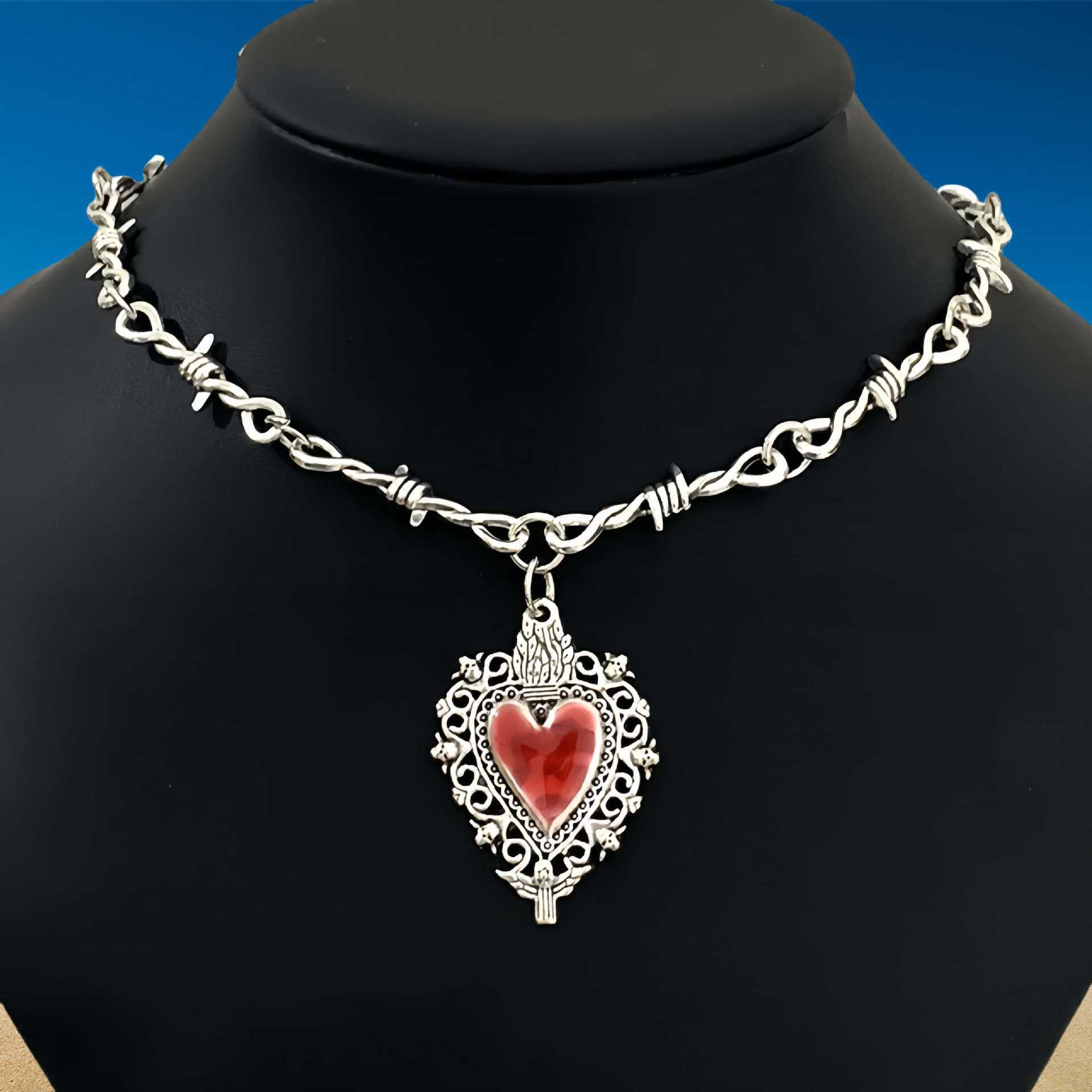Thorny Barbed Necklace Unisex Accessory Punk Gothic Heart Unique Pendant - Image 2