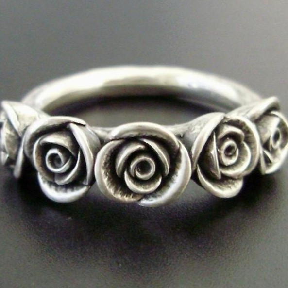 Womens Creative Fashion Classic Alloy Flower Ring