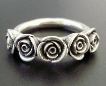 Womens Creative Fashion Classic Alloy Flower Ring - Image 4