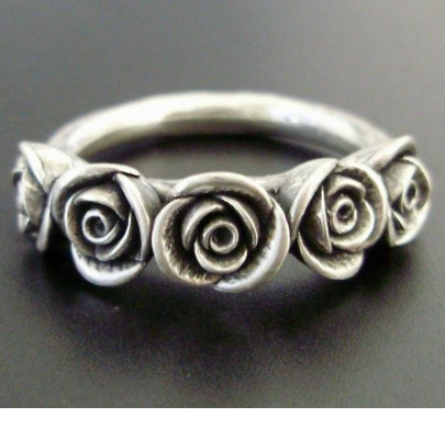 Womens Creative Fashion Classic Alloy Flower Ring - Image 5